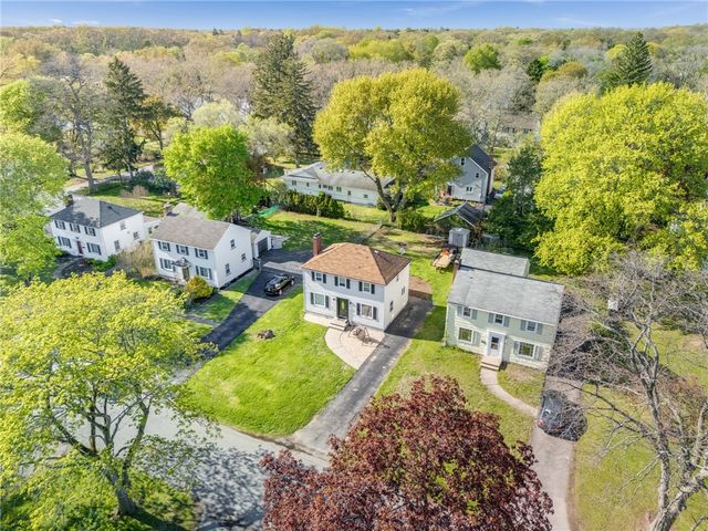 282 Brandon Road, Irondequoit, NY 14622