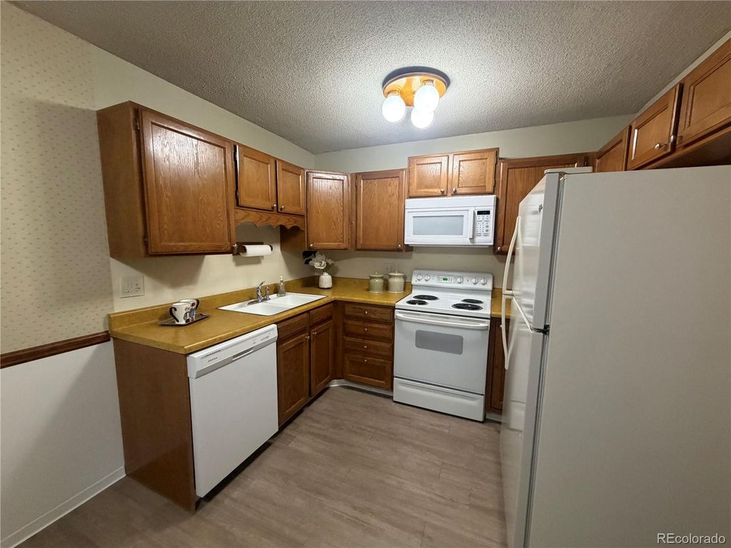 3144 S Wheeling Way 311, Aurora, CO 80014