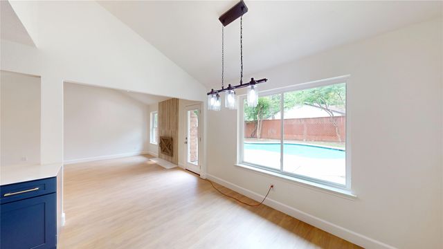 510 Evans Drive, Euless, TX 76040