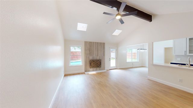 510 Evans Drive, Euless, TX 76040
