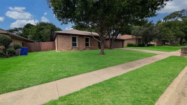 510 Evans Drive, Euless, TX 76040