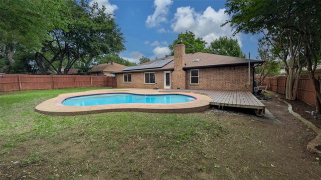 510 Evans Drive, Euless, TX 76040