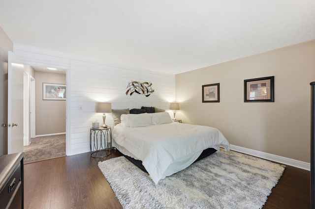 1336 Hickory Ridge Lane, Columbus, OH 43235