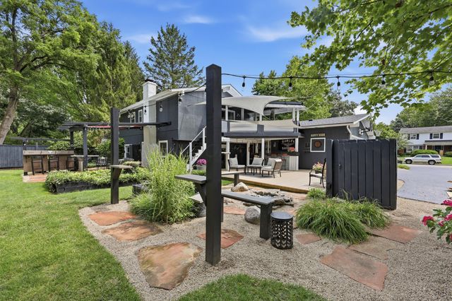 1336 Hickory Ridge Lane, Columbus, OH 43235
