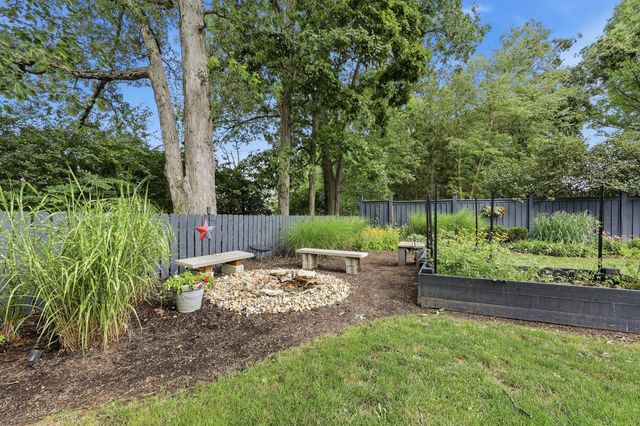 1336 Hickory Ridge Lane, Columbus, OH 43235