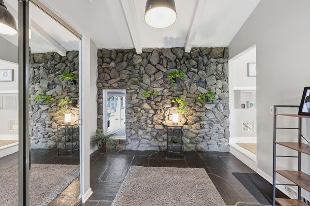 1336 Hickory Ridge Lane, Columbus, OH 43235