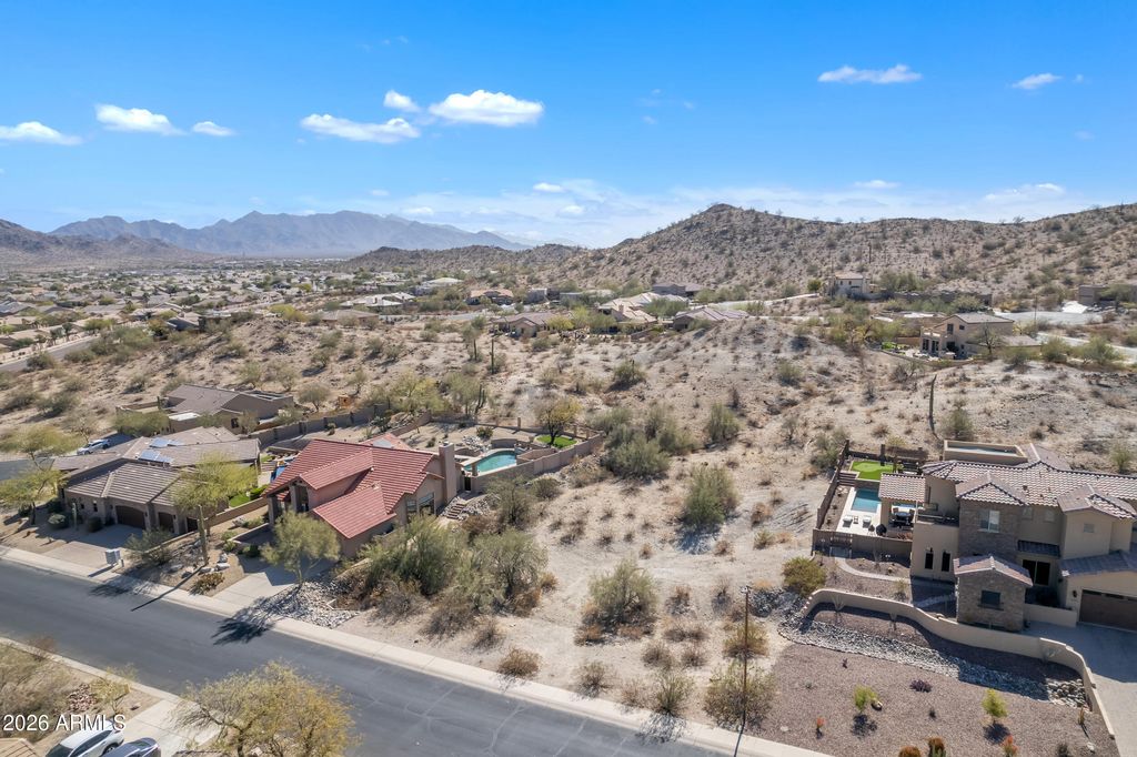 Image 14 of property listing at 18323 W SANTA IRENE Drive 19, Goodyear, AZ 85338