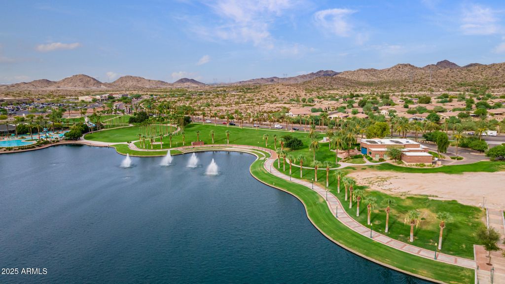Image 39 of property listing at 18323 W SANTA IRENE Drive 19, Goodyear, AZ 85338