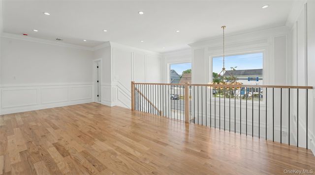 1025 Mirabelle Avenue, Westbury, NY 11590