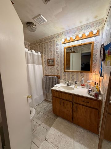 2857 HWY 64 HWY, Oakland, TN 38028