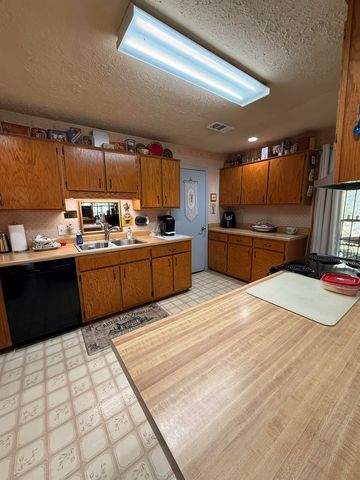 2857 HWY 64 HWY, Oakland, TN 38028
