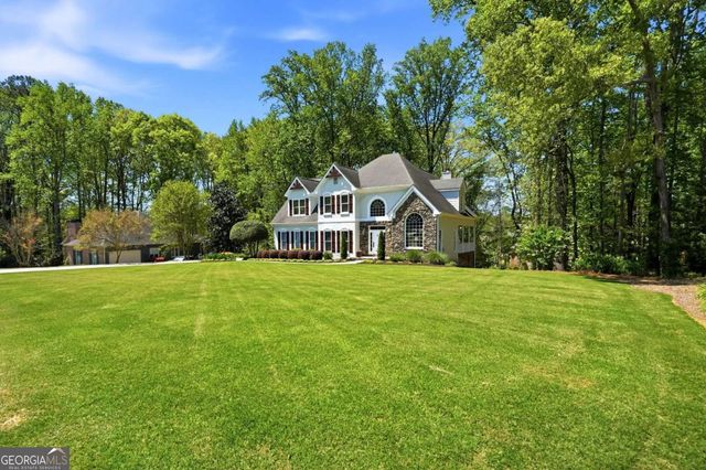 3660 Chartwell Drive, Suwanee, GA 30024