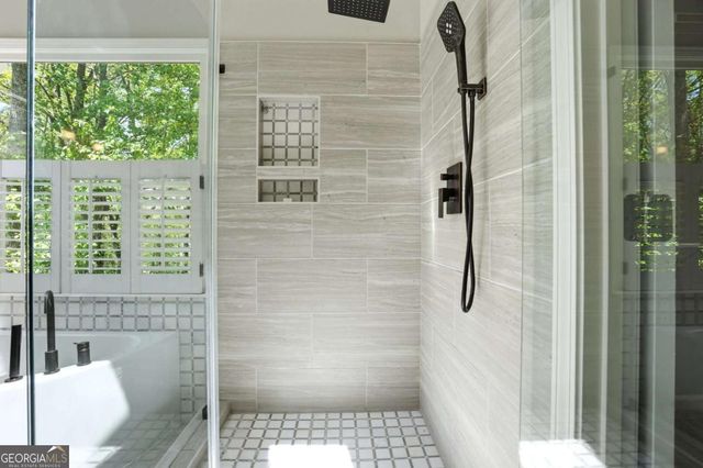 3660 Chartwell Drive, Suwanee, GA 30024