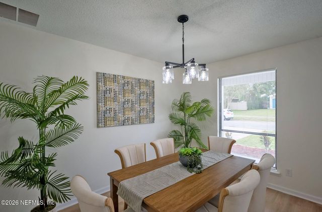 8456 BOYSENBERRY Lane W, Jacksonville, FL 32244