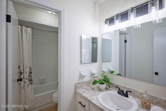 8456 BOYSENBERRY Lane W, Jacksonville, FL 32244