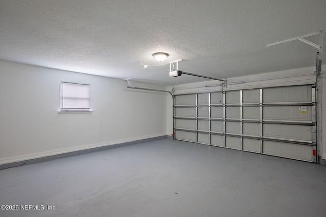 8456 BOYSENBERRY Lane W, Jacksonville, FL 32244