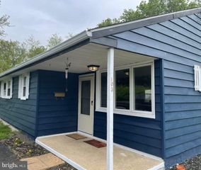 103 COSTILL AVE, Clayton, NJ 08312