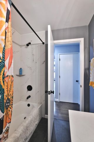 135 Crestview Drive, Delaware, OH 43015