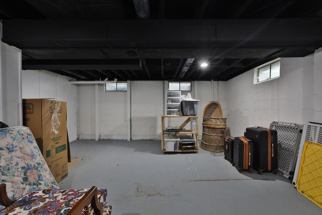 135 Crestview Drive, Delaware, OH 43015