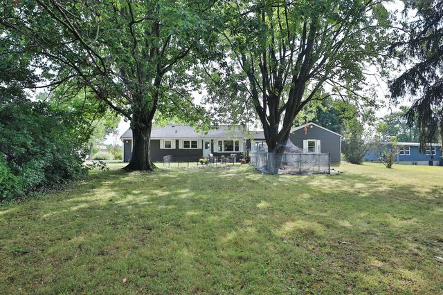 135 Crestview Drive, Delaware, OH 43015
