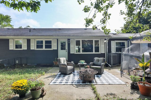 135 Crestview Drive, Delaware, OH 43015