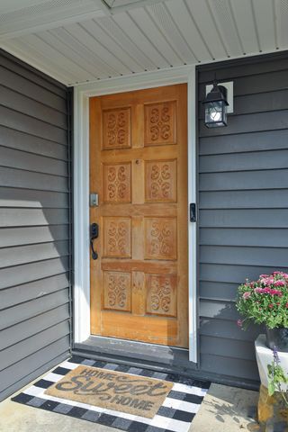 135 Crestview Drive, Delaware, OH 43015