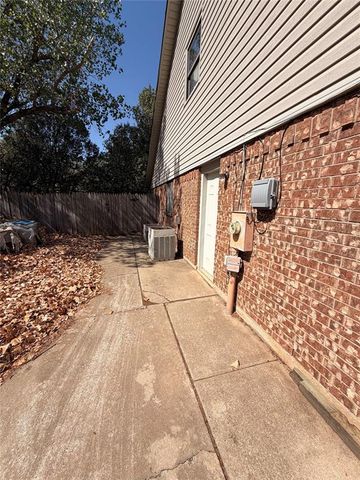 7928 Maehs Lane, Oklahoma City, OK 73162