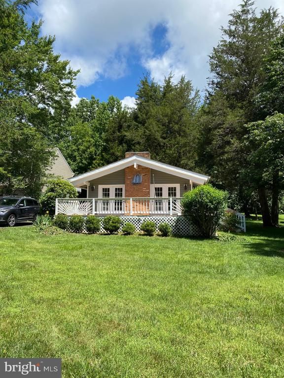 125 HARRISON CIR, Locust Grove, VA 22508