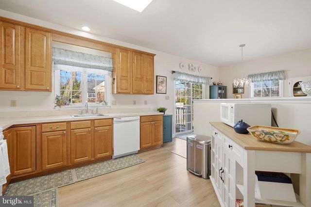 1 WYNNDEMERE CT, Cape May Court House, NJ 08210