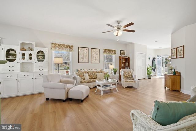 1 WYNNDEMERE CT, Cape May Court House, NJ 08210