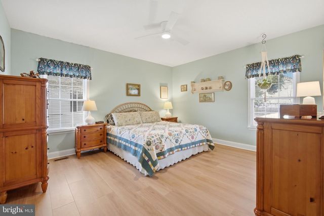 1 WYNNDEMERE CT, Cape May Court House, NJ 08210