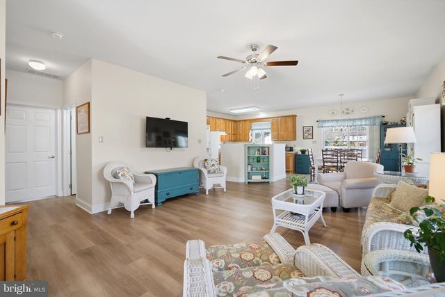 1 WYNNDEMERE CT, Cape May Court House, NJ 08210