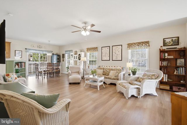 1 WYNNDEMERE CT, Cape May Court House, NJ 08210