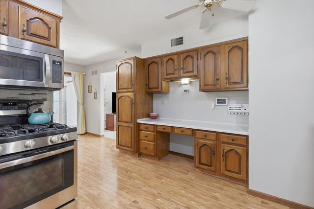 529 48th Avenue, East Moline, IL 61244