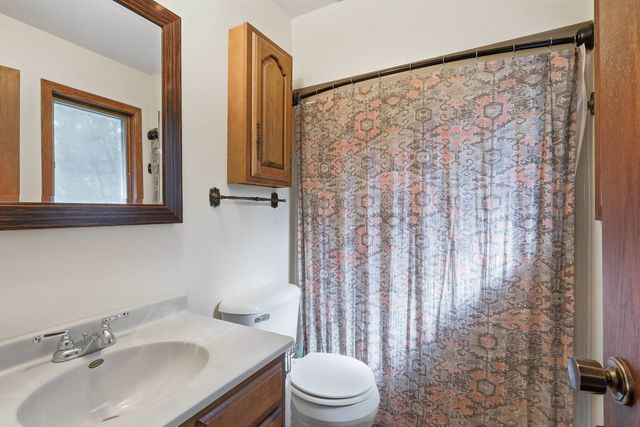 529 48th Avenue, East Moline, IL 61244