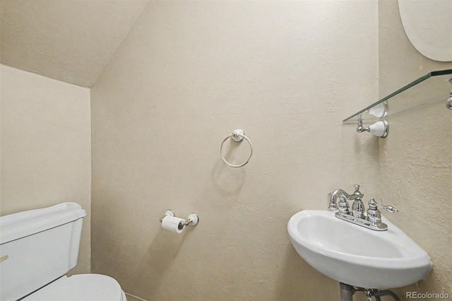 7957 Chase Circle 190, Arvada, CO 80003