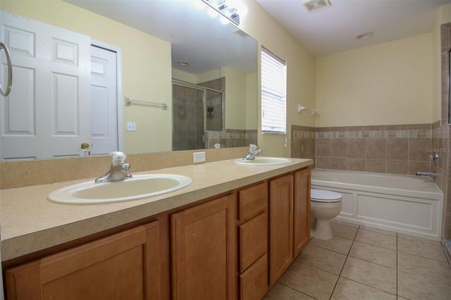 1702 HOLTON ROAD, Lakeland, FL 33810