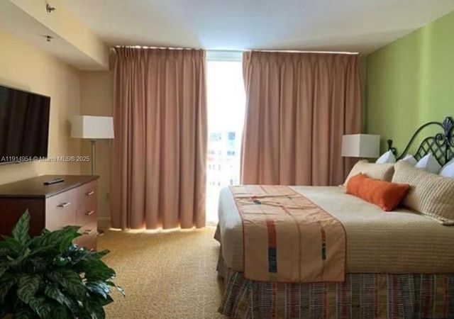 16690 Blatt Blvd A, Weston, FL 33326