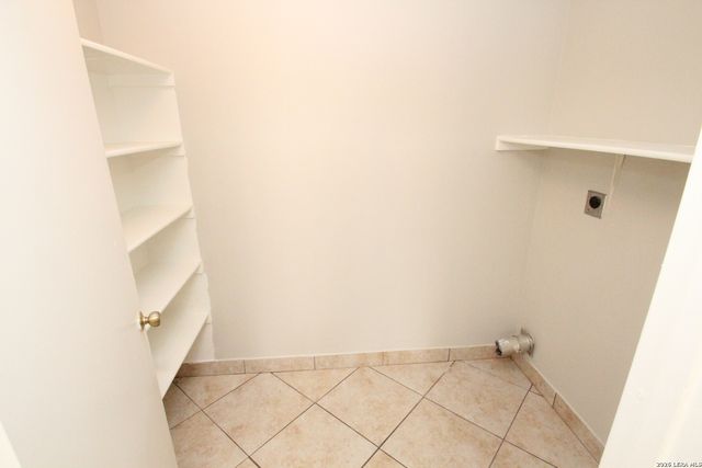 7807 Pecan Heights, San Antonio, TX 78244