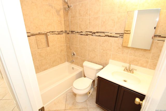 7807 Pecan Heights, San Antonio, TX 78244