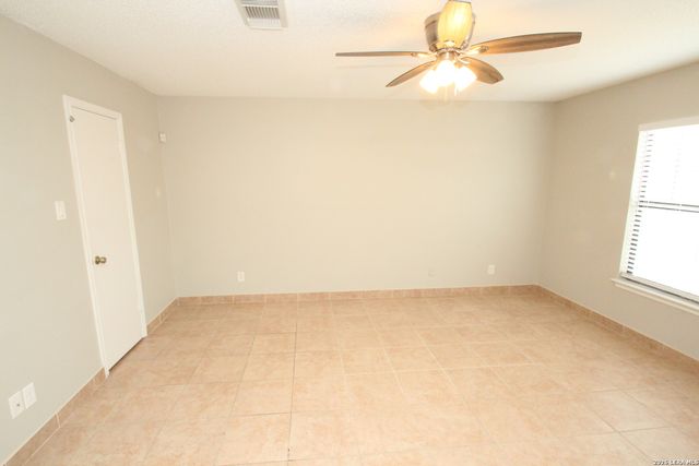 7807 Pecan Heights, San Antonio, TX 78244