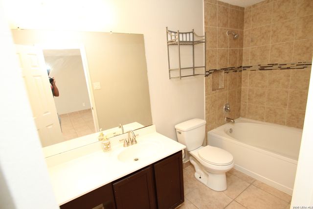 7807 Pecan Heights, San Antonio, TX 78244