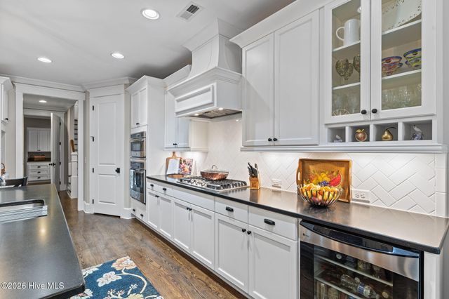 6028 Shore Park Drive, Leland, NC 28451