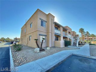 5154 South Jones Boulevard 202, Las Vegas, NV 89118