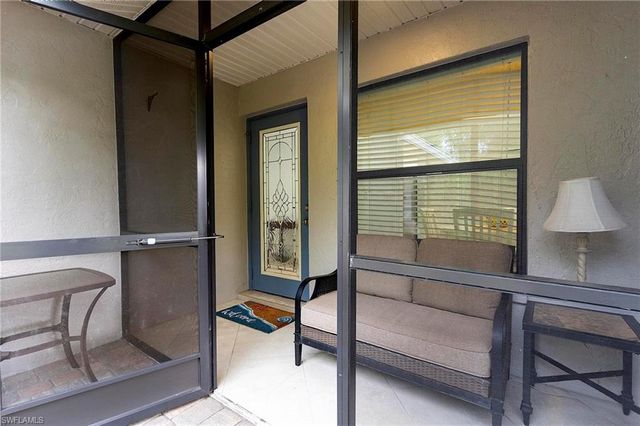 101 Fox Glen DR 6-4, Naples, FL 34104