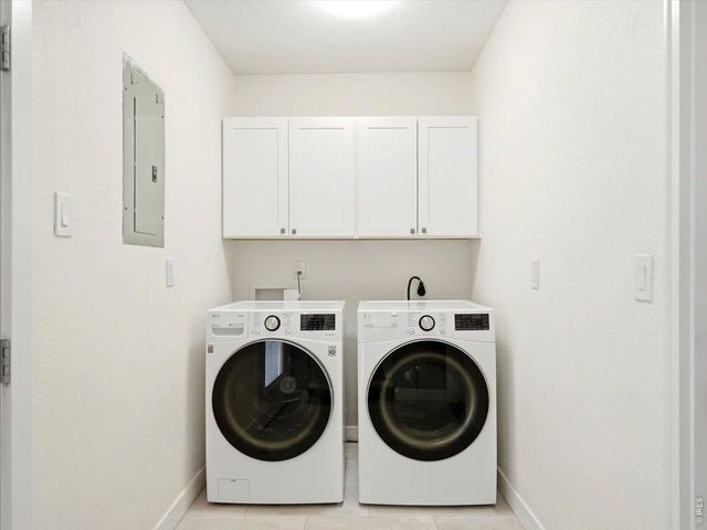 2674 S Newton St, Denver, CO 80219