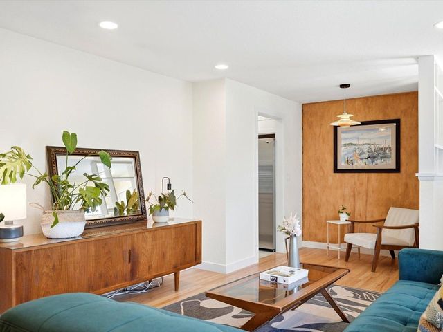 2674 S Newton St, Denver, CO 80219
