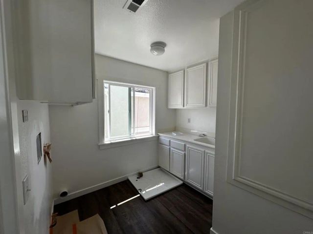 6957 Catamaran Drive, Carlsbad, CA 92011