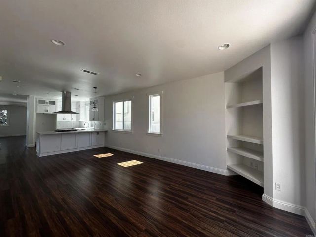 6957 Catamaran Drive, Carlsbad, CA 92011