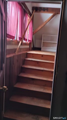 2581 Litchfield Road, Watertown, CT 06795